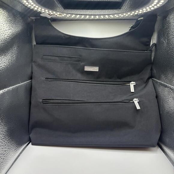 Baggallini Bucket Bagg Black Crossbody Organizer Nylon Travel Work Purse Clean! - Picture 4 of 9